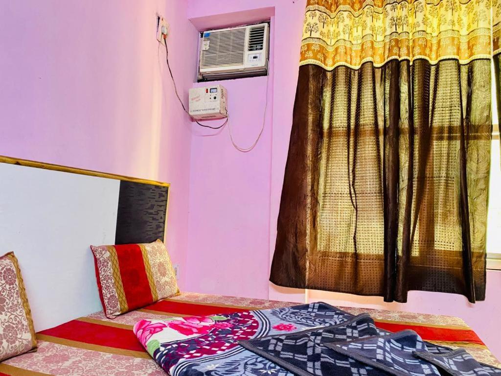 Hotel Hari Ganga - Harkipauri Road Haridwār Buitenkant foto