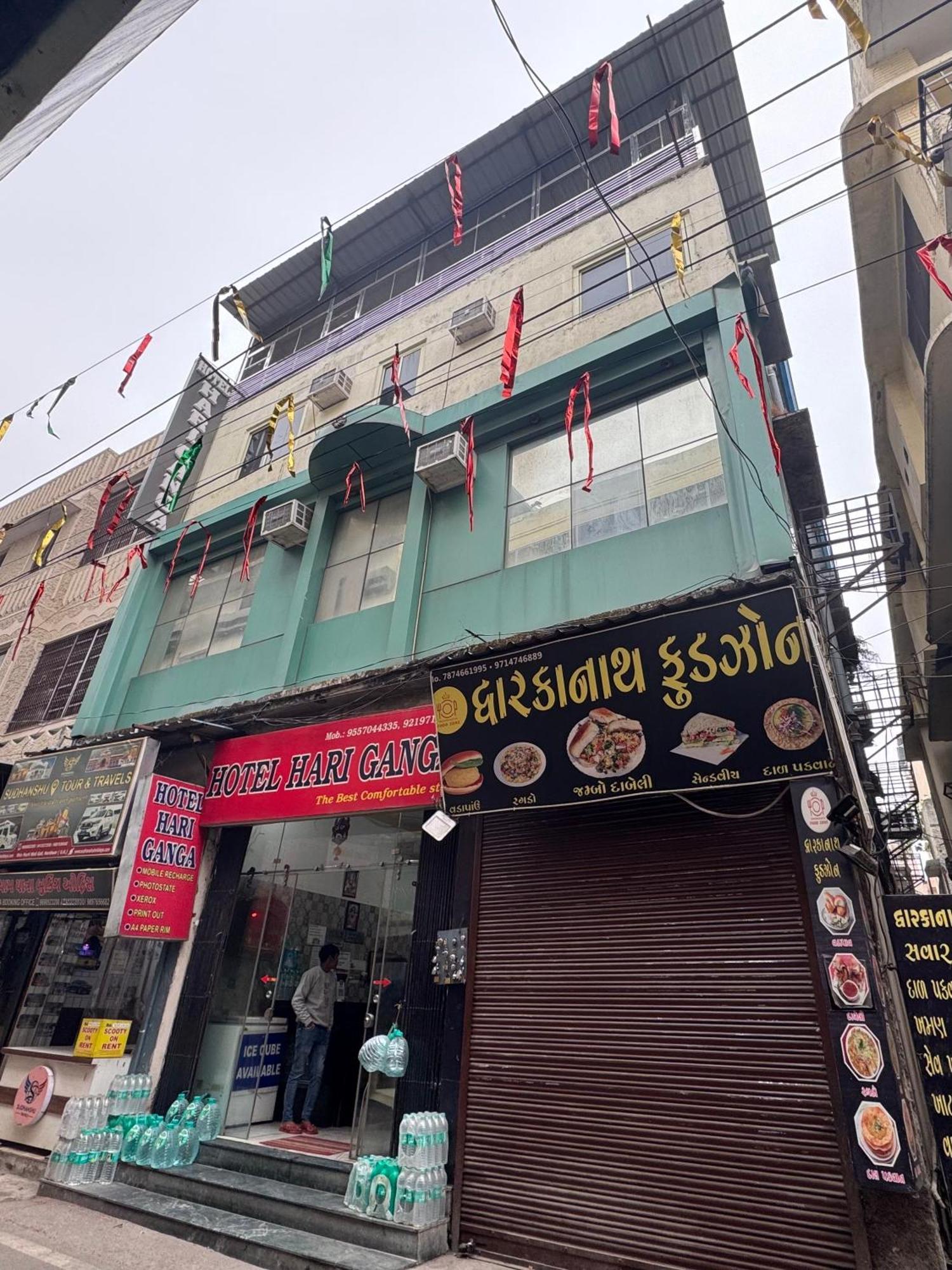 Hotel Hari Ganga - Harkipauri Road Haridwār Buitenkant foto